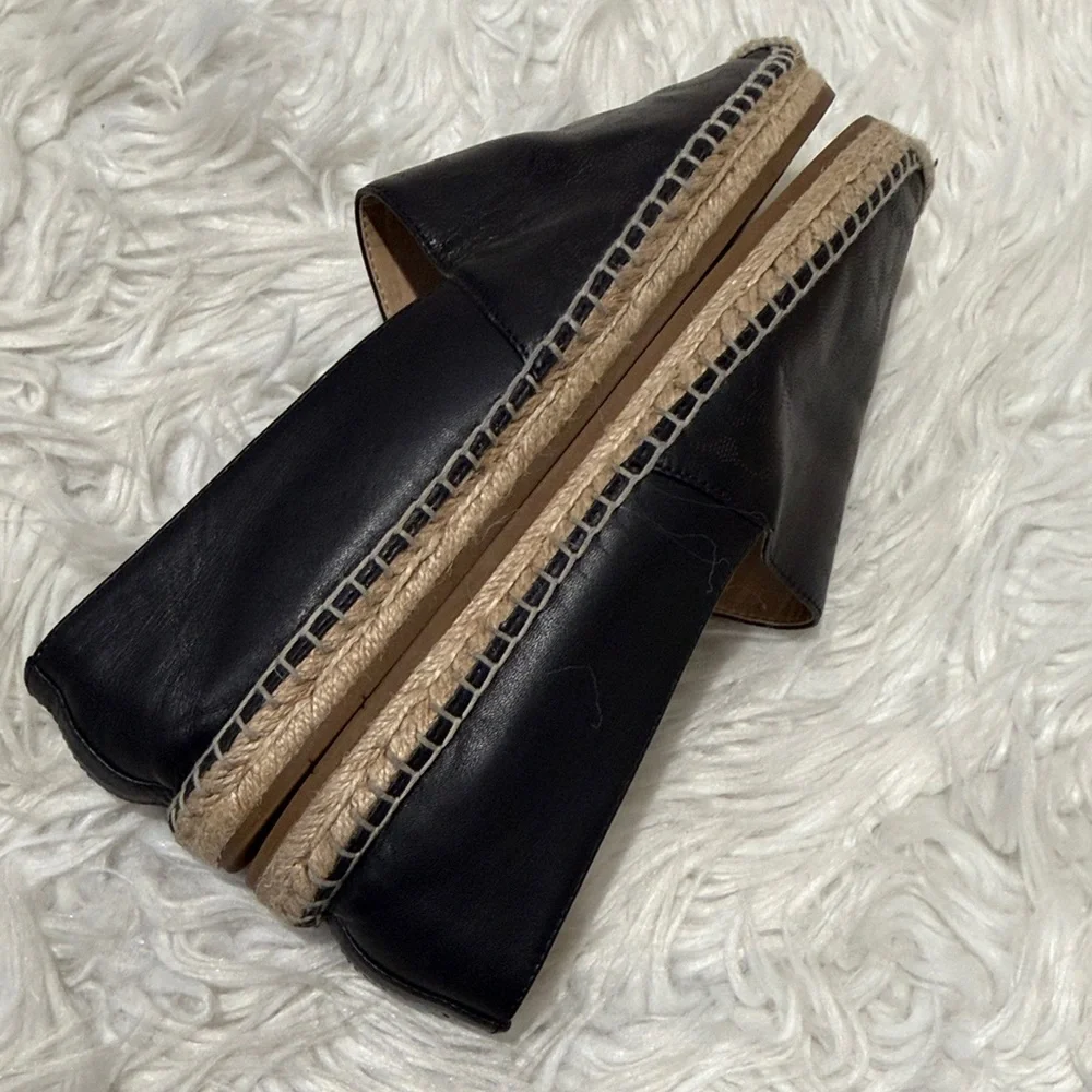 COACH Carley espadrille in black leather w perforated signature logo pattern